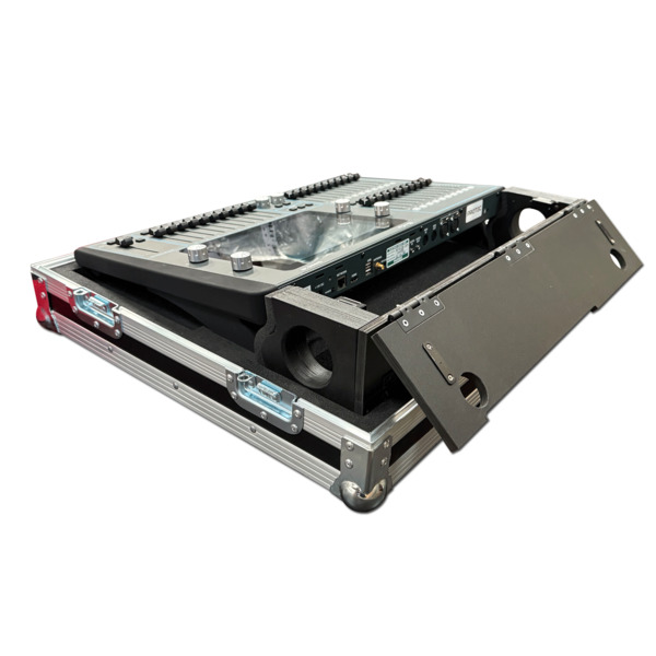 ChamSys QuickQ 20 Lighting Console Flightcase 